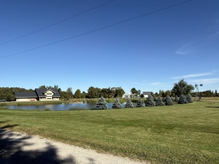 ONLINE AUCTION OF 11.4 ACRE COUNTRY ESTATE