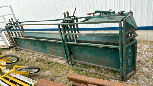 Sheep Sorting Unit with (2) Head Gates