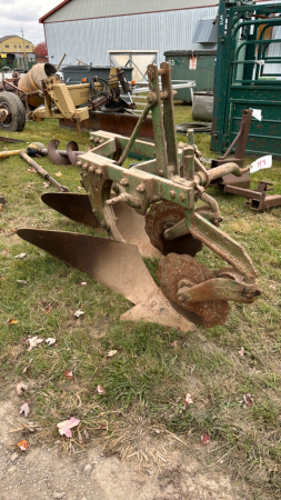 John Deere 2 Furrow 3ph Plow