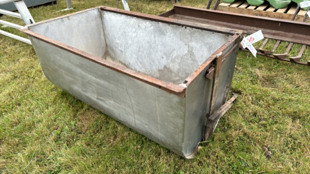 Litter Carrier Bucket