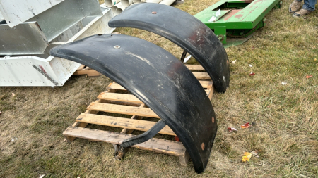 Pair of Front Fenders off NH 8170