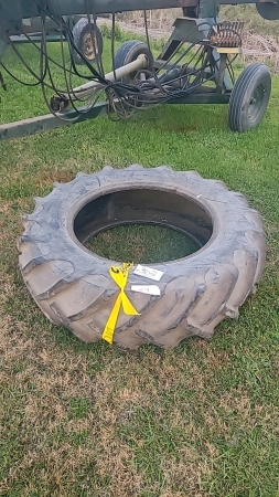 Firestone 14.9-30 Tractor Tire