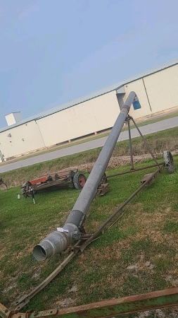 26ft x 10in Manure Fill Pipe on Transport