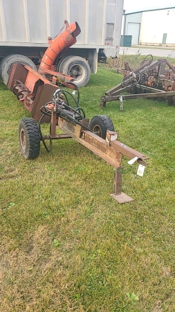 Hydraulic Woodsplitter on Transport