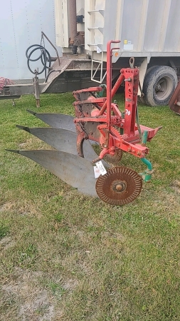 Kverneland 3F 3PTH Plow