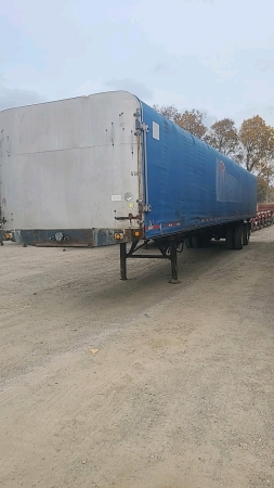 Tandem Flatbed with Curtain Sides