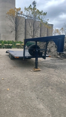 Jamco 22ft x 7.5ft 5th Wheel Flatbed