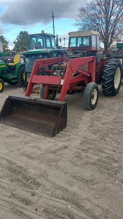 International 454 Gas Tractor