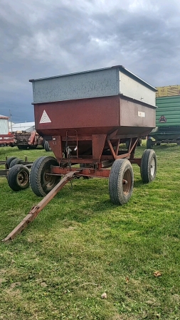 Turnco 300bu Gravity Wagon