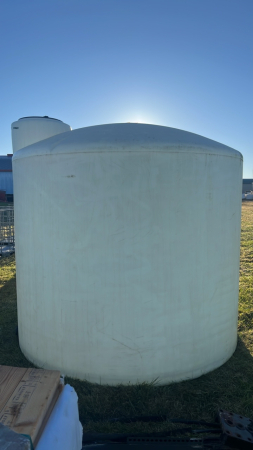 2500 Gallon Poly Tank