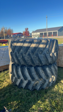 Pair of Firestone 30.5L32 Tires