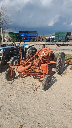 Allis Chalmers G Gas Tractor with 2 Row Planter