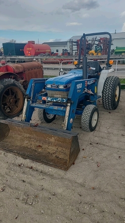 Ford 1320 Diesel Tractor with Loader