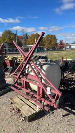 3PTH 79 US Gallon Sprayer with 18ft Boom