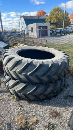 Pair of Michelin 520/85R42 Tires