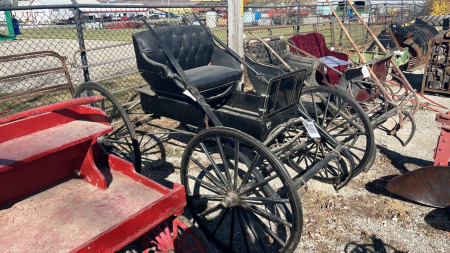 Rumball's Clinton Horse Drawn Carriage