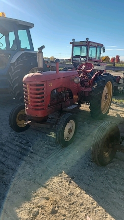 Not Running: Massey Harris 22 Gas Tractor