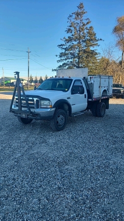 2002 Ford F450 4WD Diesel Flatbed Truck