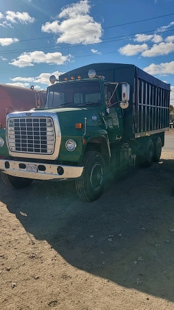 1986 Ford 9000 Diesel Tandem Grain Truck