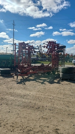 Case IH 4300 42ft Cultivator