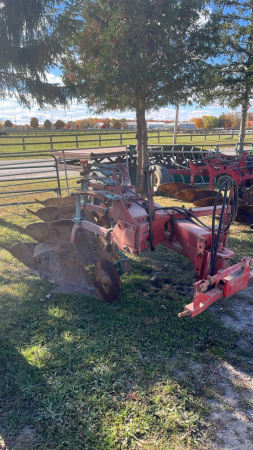 Kverneland 4 Furrow Semi Mount Plow