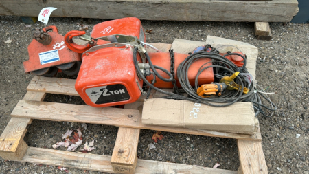 Jet 2 Ton Electric Chain Hoist 115V