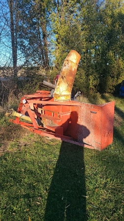 Smyth 8ft Single Auger Snowblower