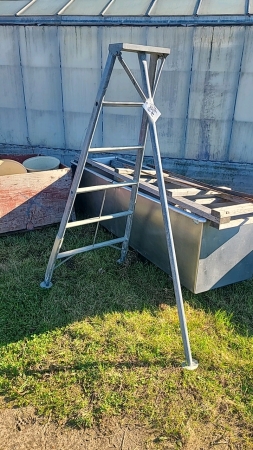 6ft Aluminum Orchard Ladder