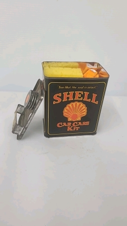 Shell Car Care Kit with Contents