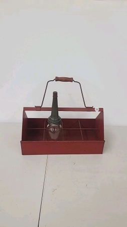 Metal 8 Bottle Carrier w/1 Quart Oil Bottle