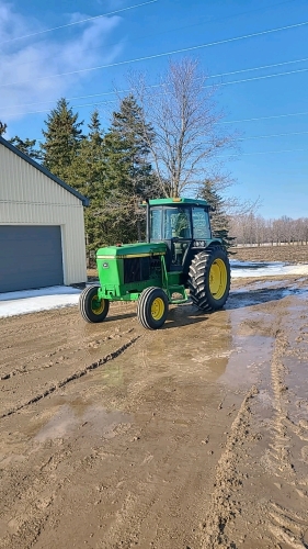 John Deere 2955 2WD Tractor