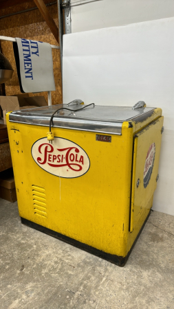 Pepsi-Cola Ideal Bottle Cooler