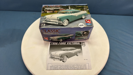 1956 Ford Victoria 1/25th AMT Model