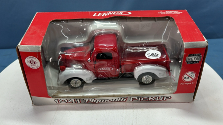 Lennox 1941 Plymouth Pickup 1/24 Crown Premiums