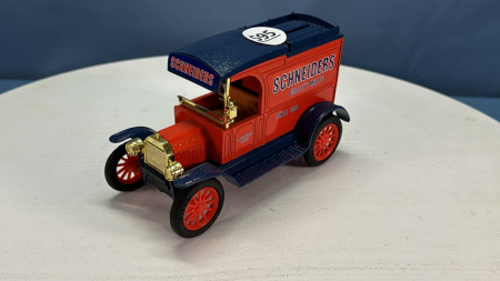 Schneiders 1913 Ford Model T Van 1/25 Ertl