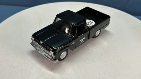 Wix Filters 1968 Ford F-100 Pickup 1/25 Ertl