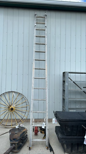 24ft Aluminum Extension Ladder