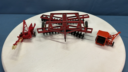 Farm Toy Lot