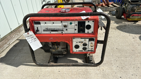 Kodiak 4000 W generator