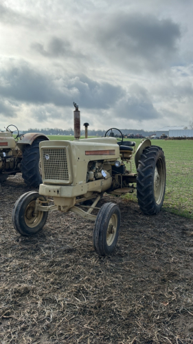 Cockshutt 550 Gas Tractor