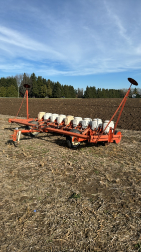 Allis Chalmers 9 Row Planter