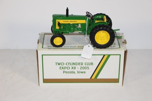 JD 330 Utility, 2005 Two Cylinder Club, 1/16