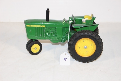 JD 3020 with Open Slot Rear Axle, 1/16