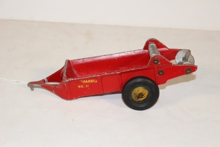 Lincoln MH NO.11 Manure Spreader, 9" Long