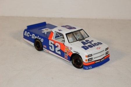 AC Delco 52 Race Truck