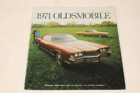 1971 Oldsmobile Brochure, Nice