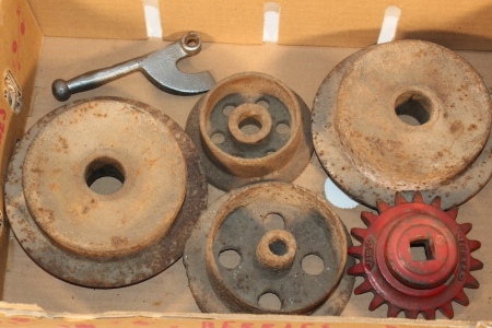 Assorted Parts, Including MH Sprocket