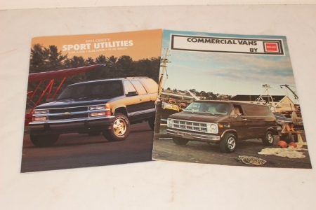 1994 Chev Sport and Commercial Vans Brochures