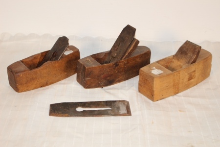 3 Wooden Planes