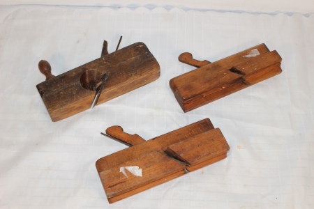 3 Wooden Planes